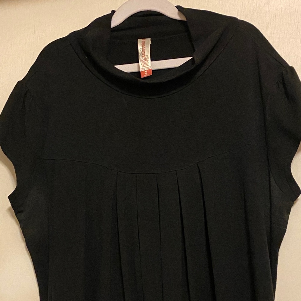 Cute black dress